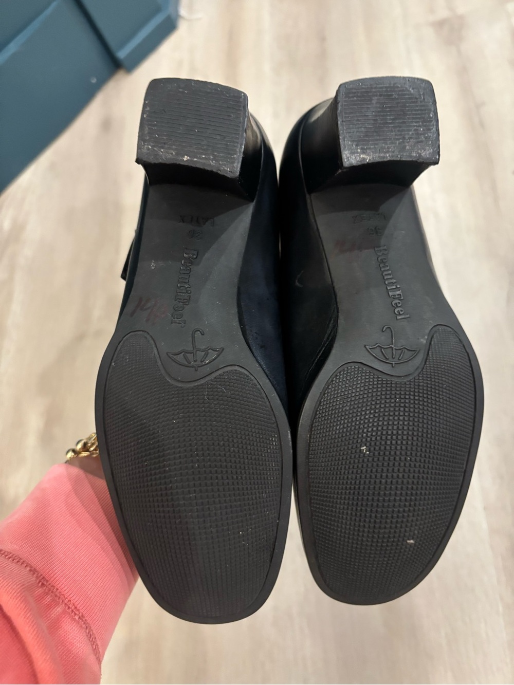 BeautiFeel Women's Black Mary Jane Leather Shoes - Picture 5 of 6